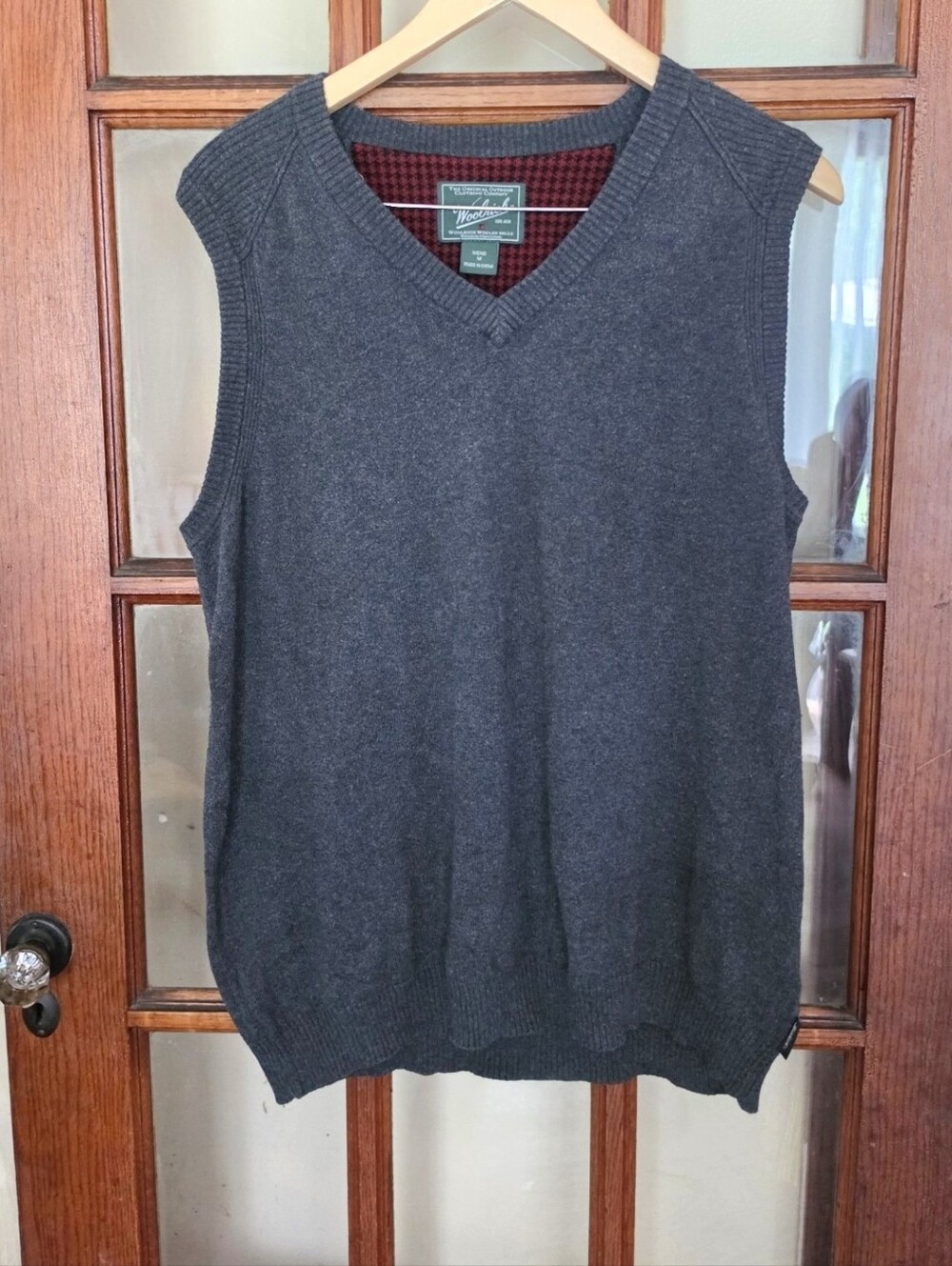 Woolrich Mens Sweater Vest Gray Wool Blend V-Neck Pullover Buffalo Plaid Size M